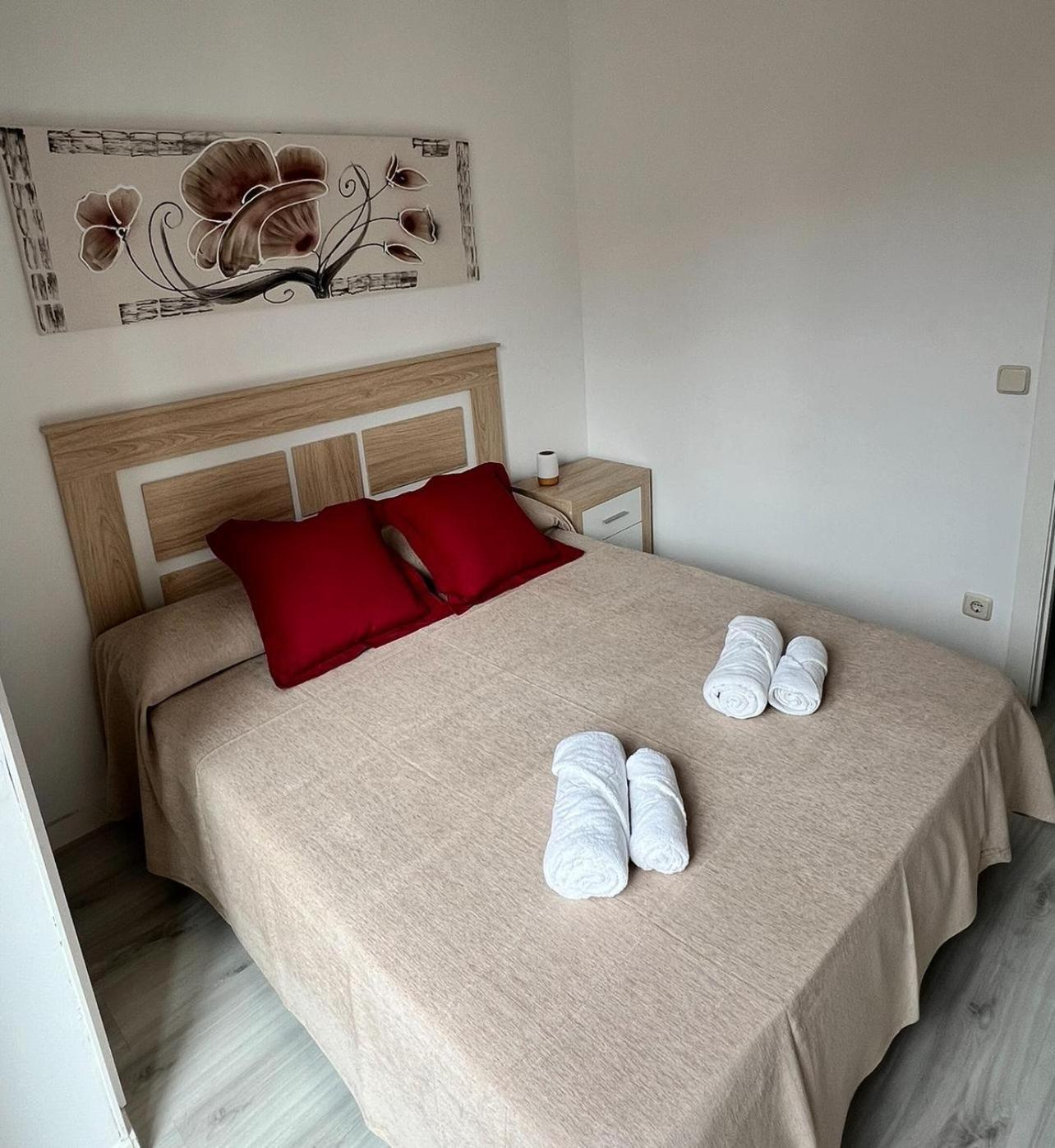 Empecinado 2 Personas Apartment Alcala de Henares Bagian luar foto