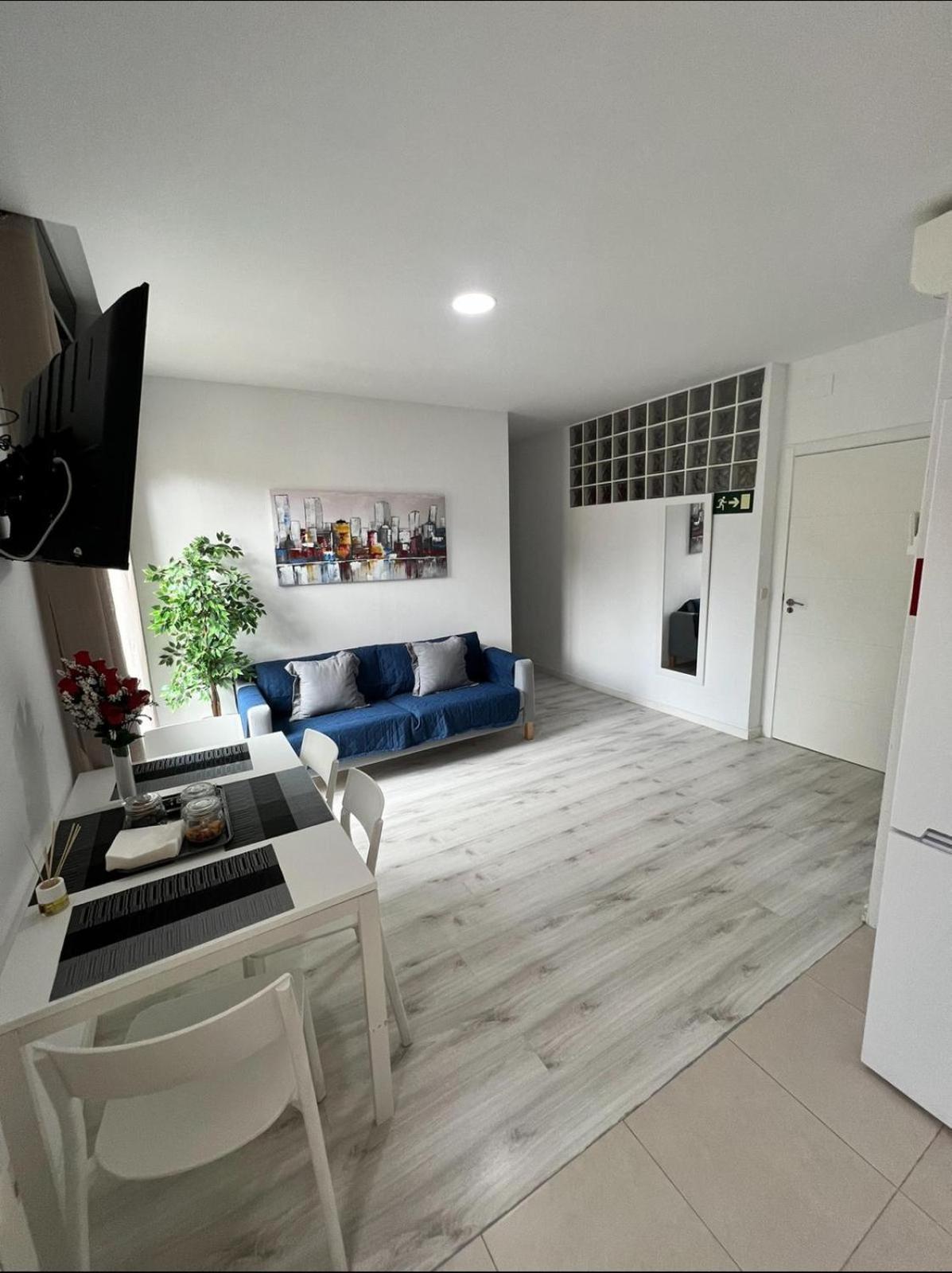 Empecinado 2 Personas Apartment Alcala de Henares Bagian luar foto